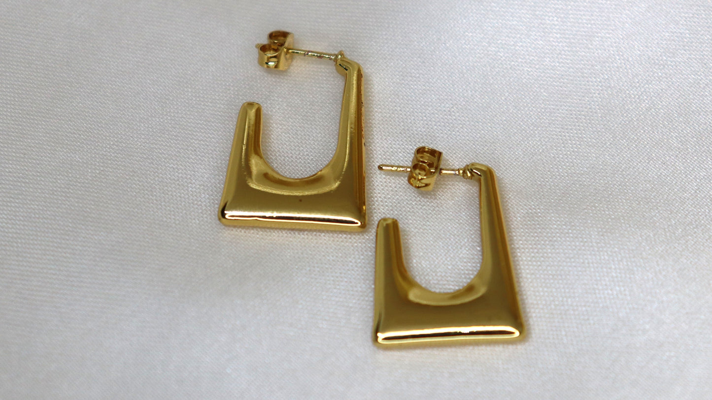 Golden Arc Earring