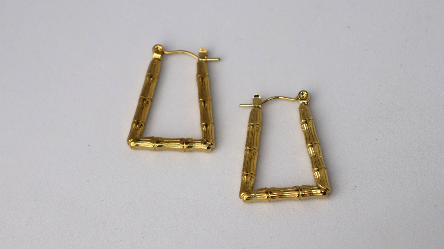 Aurelia Frame Earring
