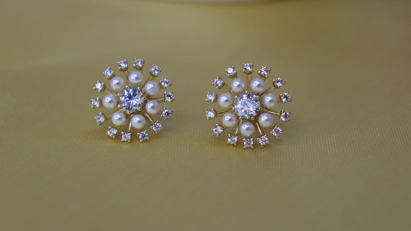 Amara Pearl & Stone Earring