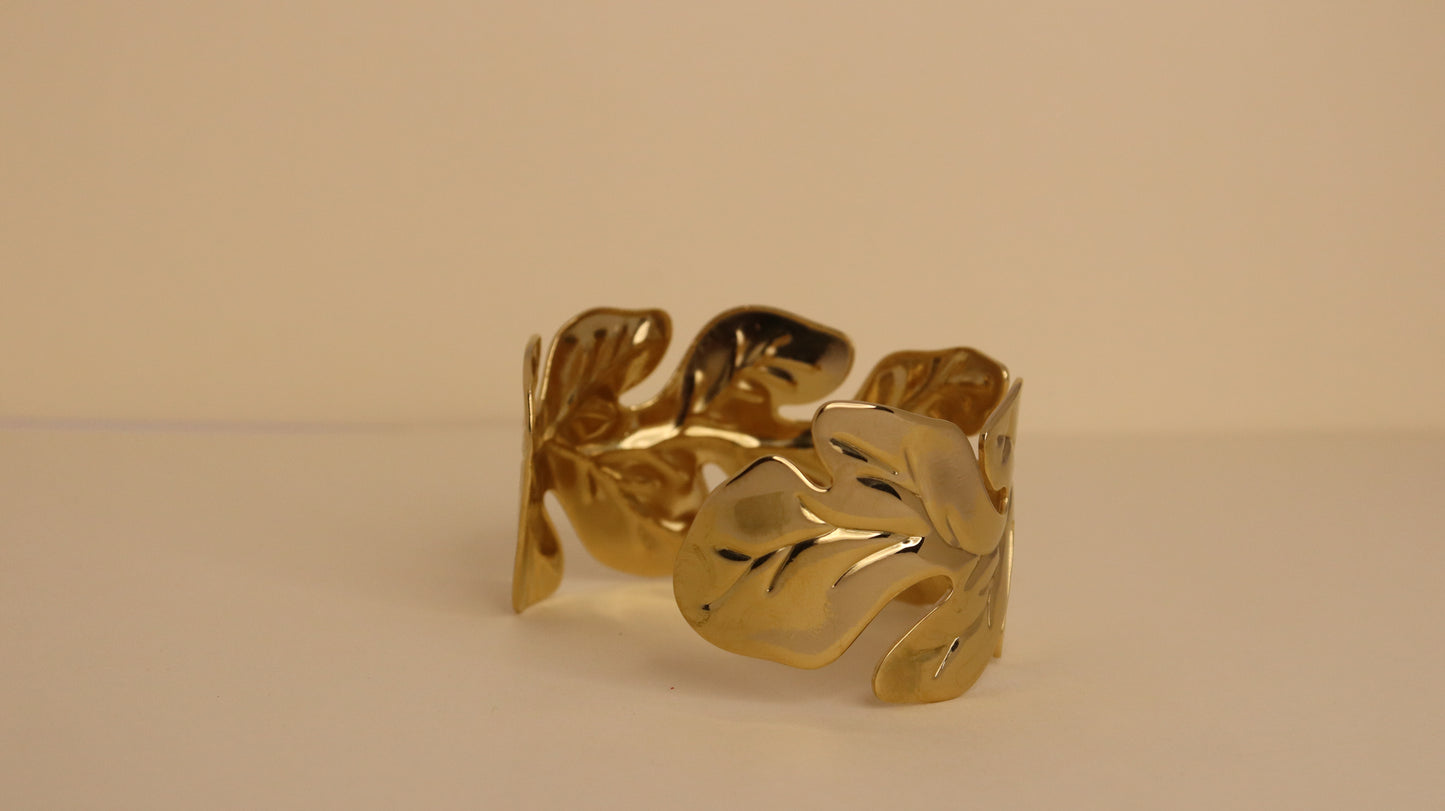 Leaf Luxe Bracelet