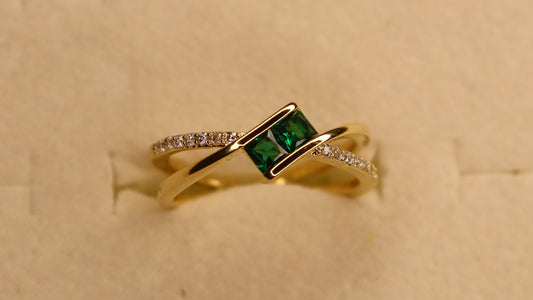 Celeste Emerald Cross Ring