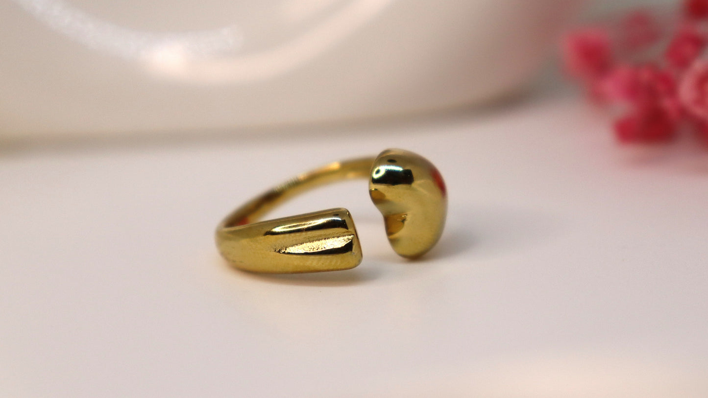 Bold Aura Ring
