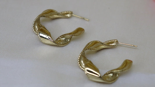 Aurelia Twist Hoops