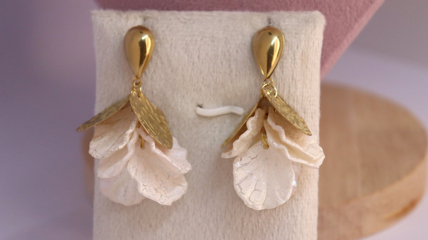 Petal Grace Necklace Set