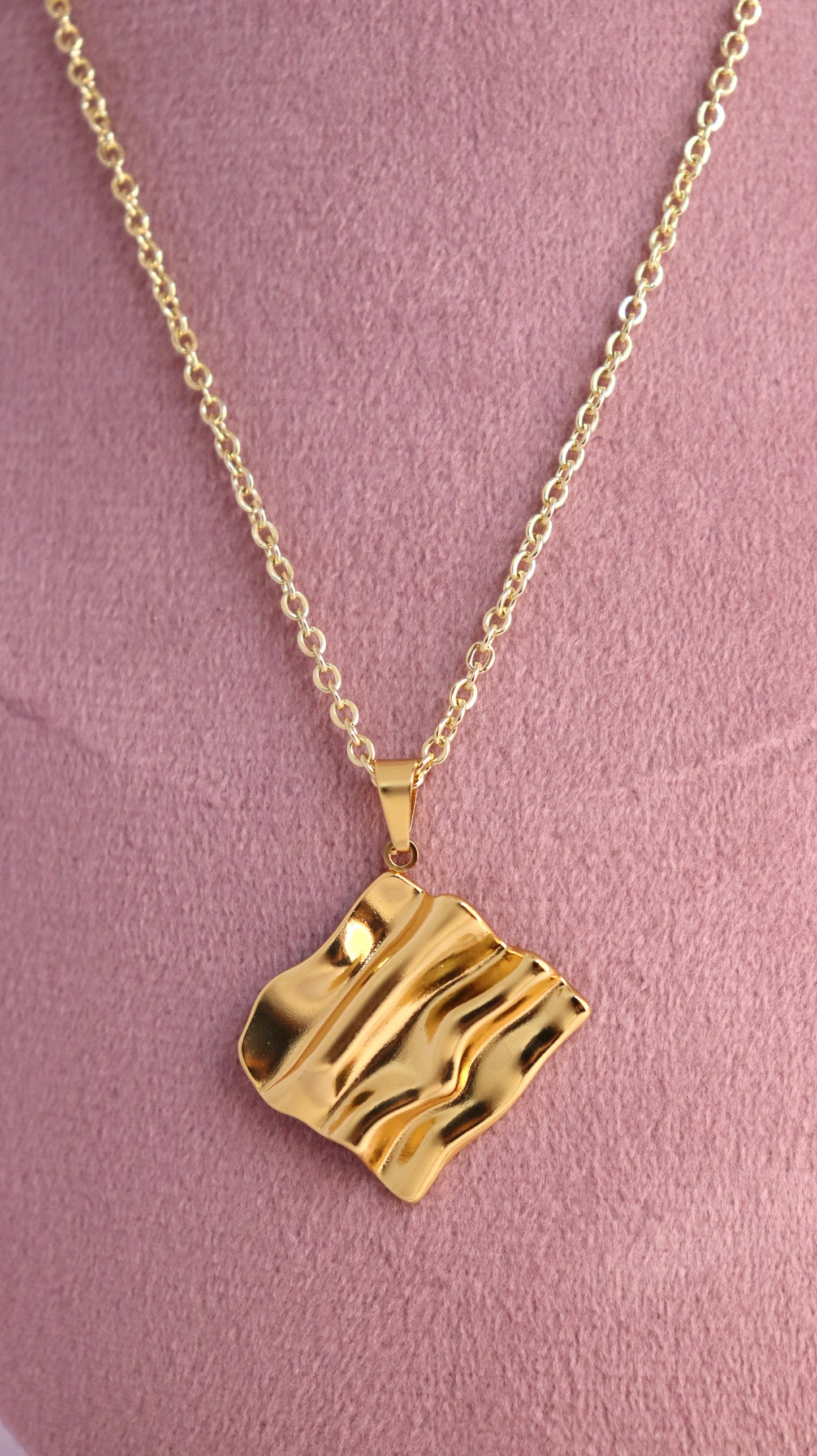 Lustre Flow Necklace Set