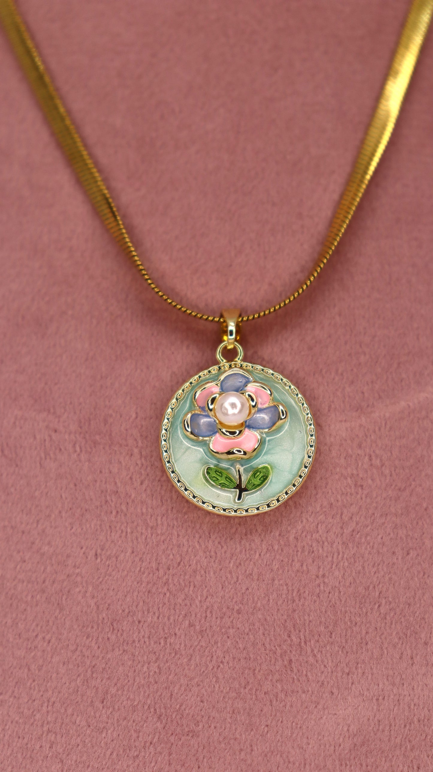 Pearl Bloom Necklace