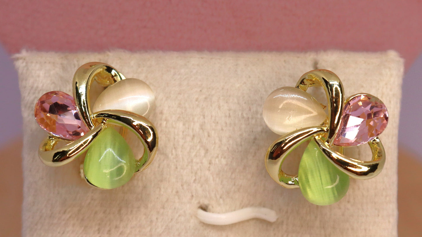 Pastel Bloom Stone Necklace Set