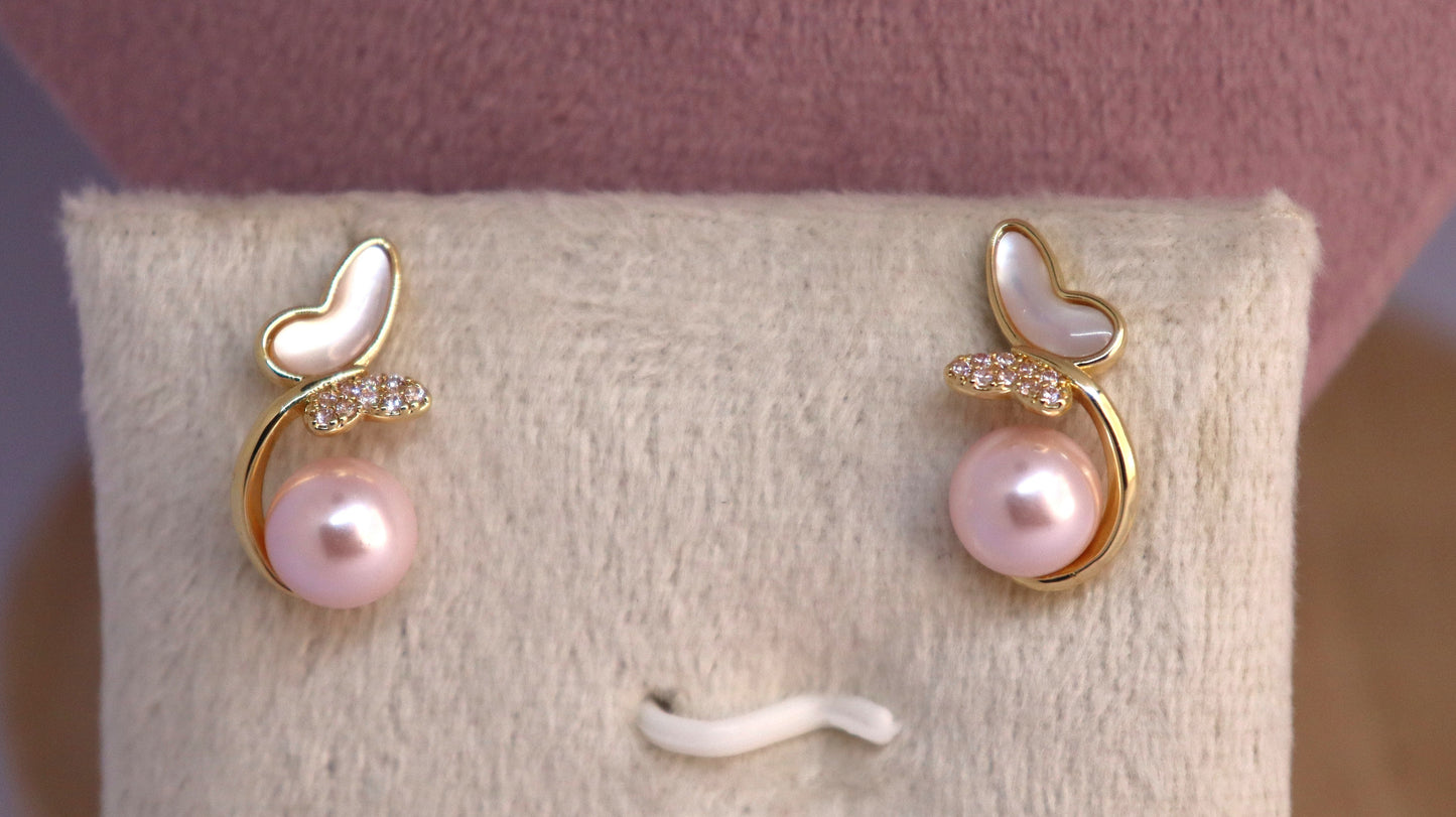 Blush Heart Pearl & Stone Necklace Set