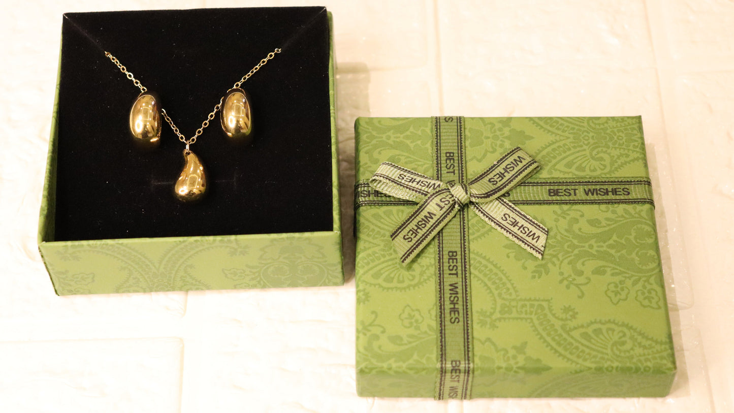 Golden Drop Necklace Set (With a Gift Box)