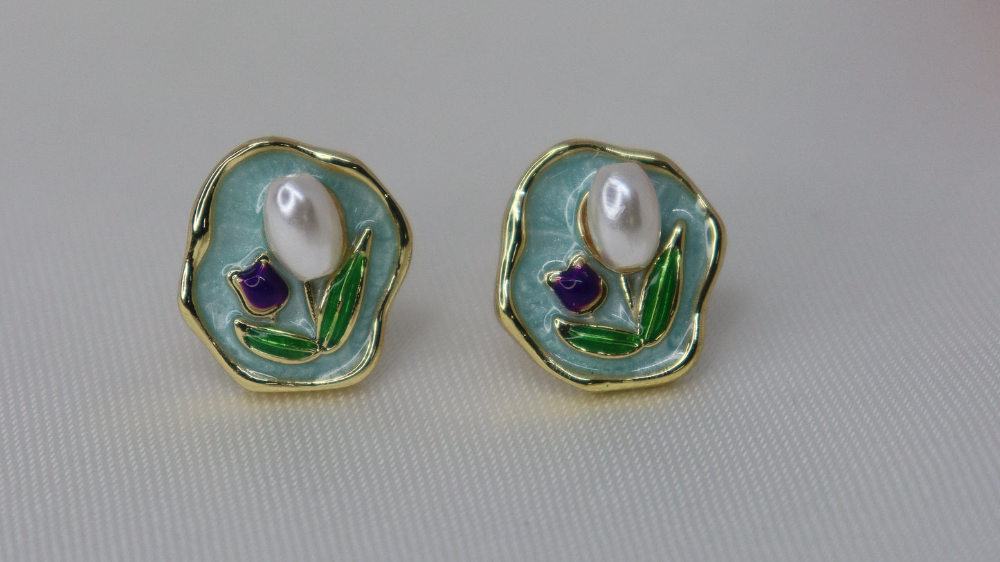 Blush Pearl & Enamel Earring