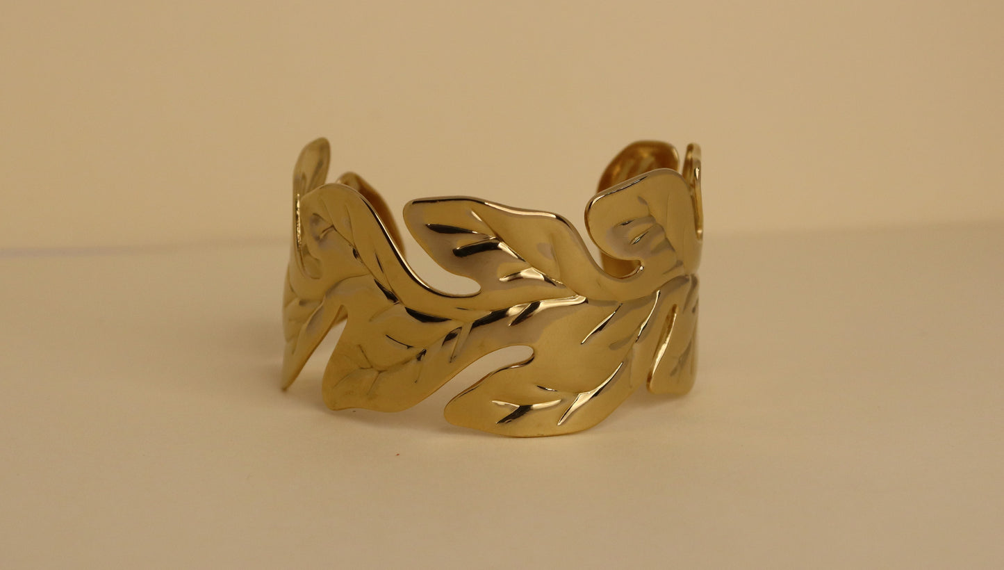 Leaf Luxe Bracelet
