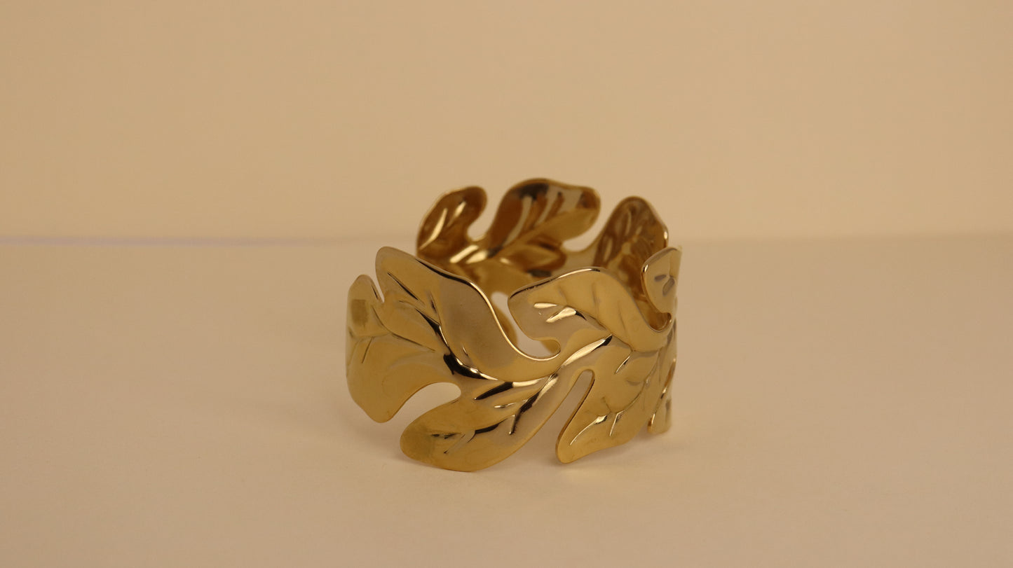 Leaf Luxe Bracelet