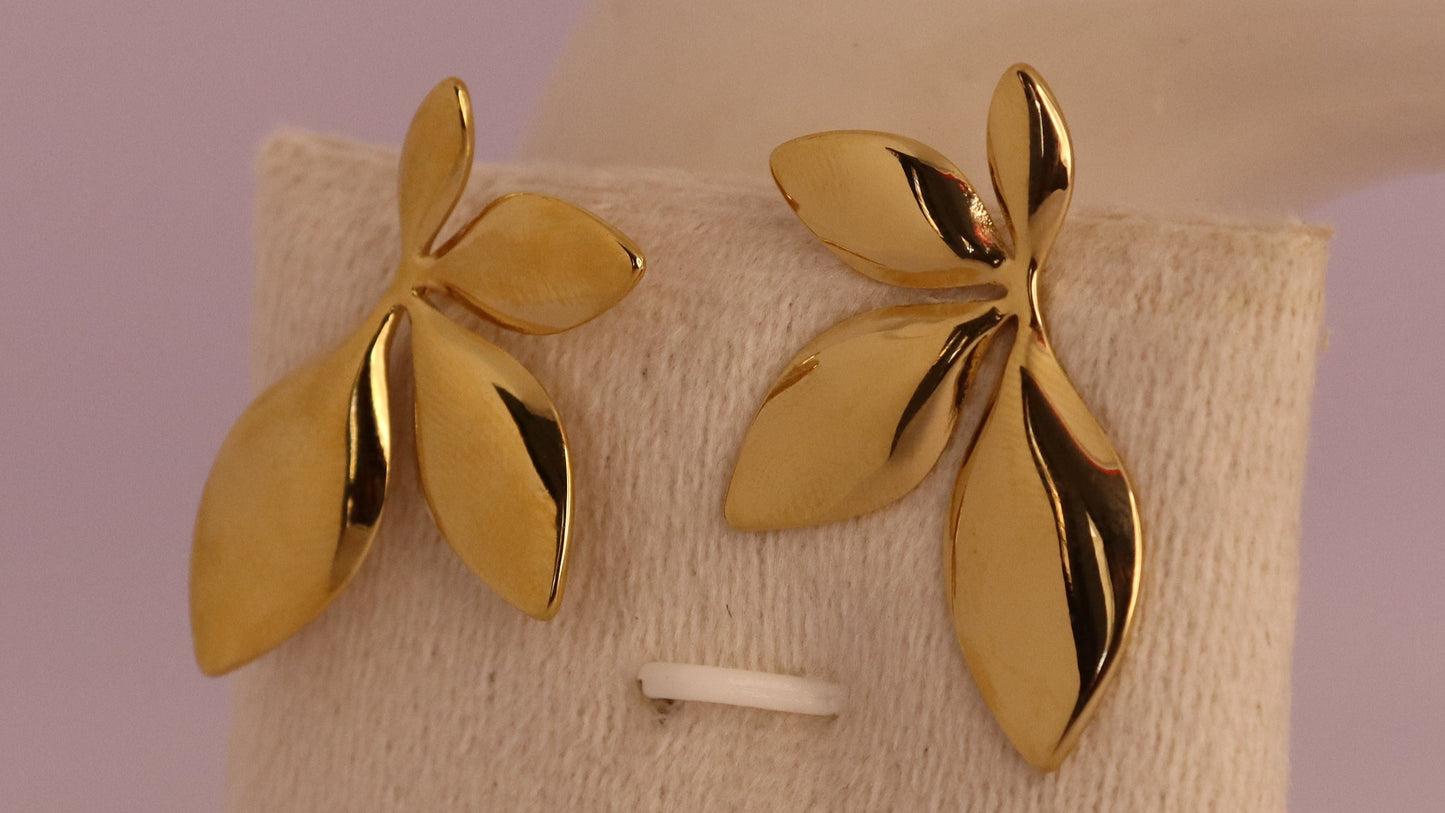 Elara Earring