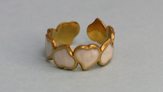 White Heart Ring