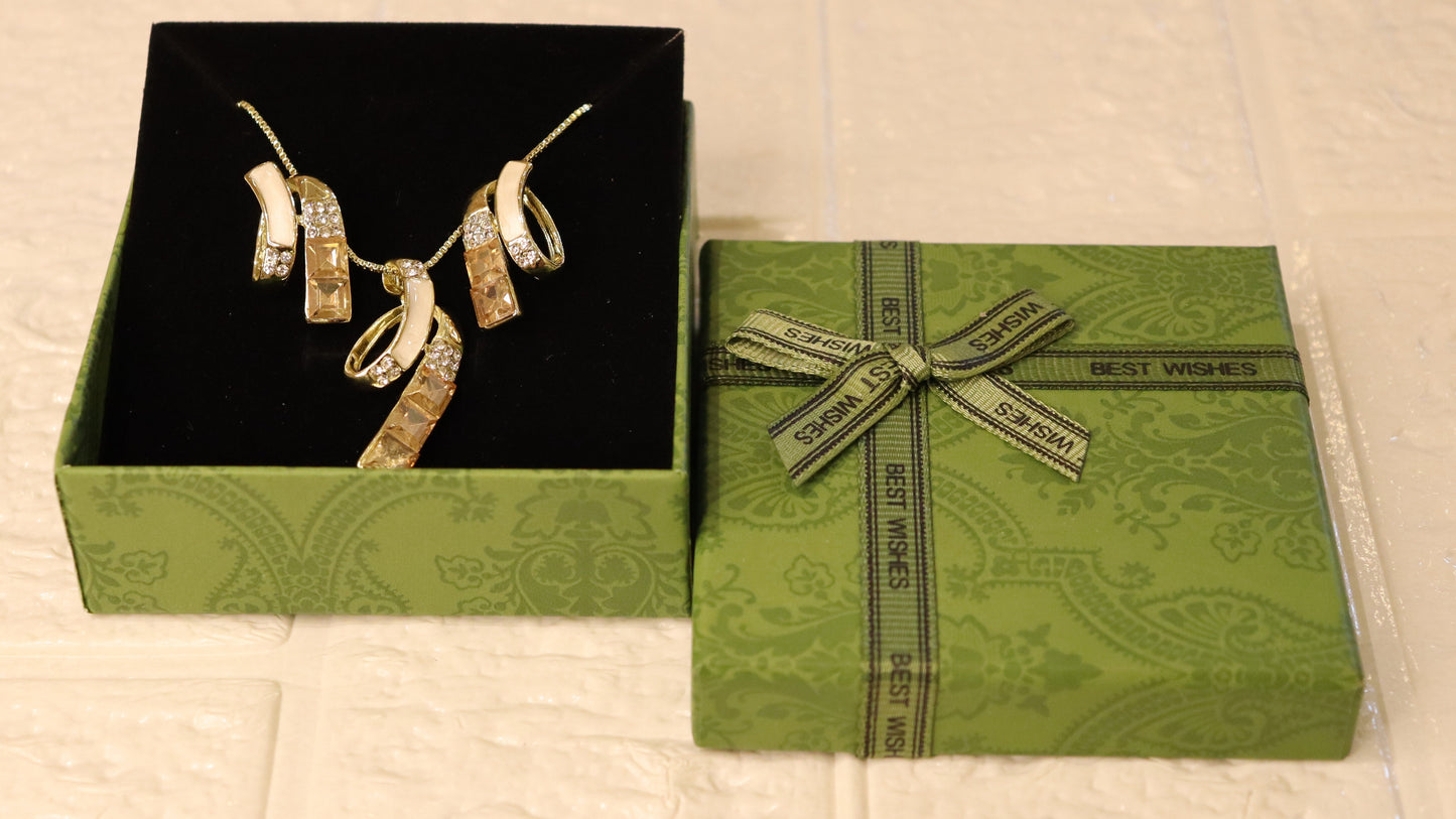 Aurora Stone & Enamel Necklace Set (With a Gift Box)
